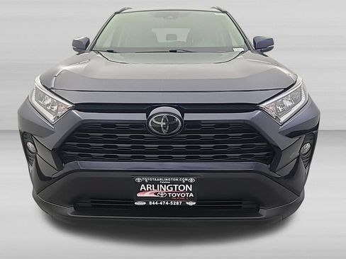 Used 2019 Toyota RAV4 XLE w/ Convenience Package AWD/4WD image 9