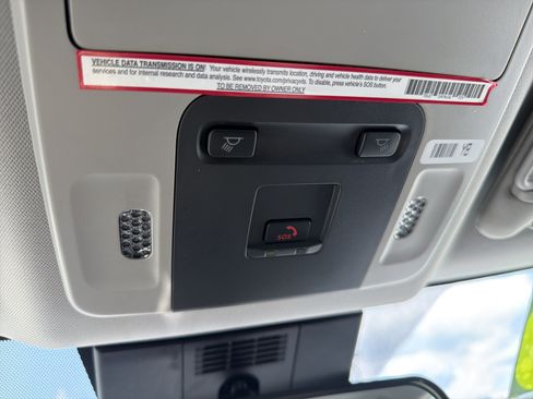 Certified 2025 Toyota Camry LE FWD image 5
