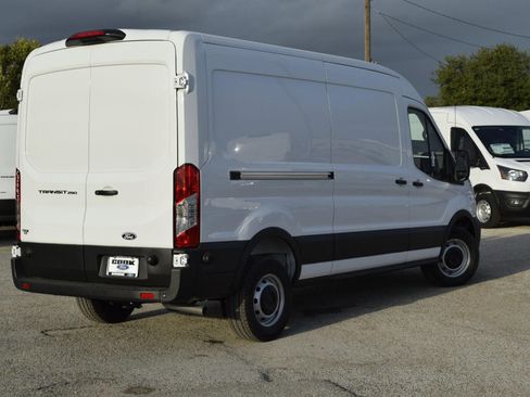 New 2026 Ford Transit 250 148 Medium Roof w/ Load Area Protection Package RWD image 6