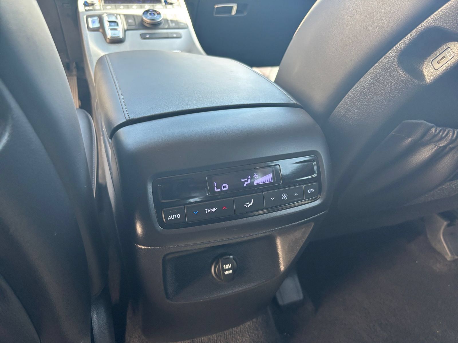 Used 2025 Hyundai Palisade SEL AWD/4WD image 25