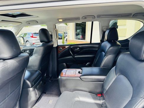 Used 2019 INFINITI QX80 Luxe image 6