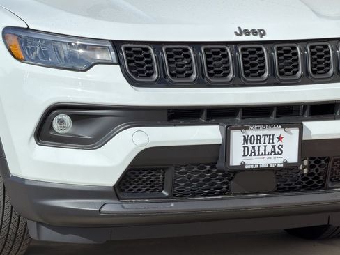 New 2026 Jeep Compass Latitude AWD/4WD image 7