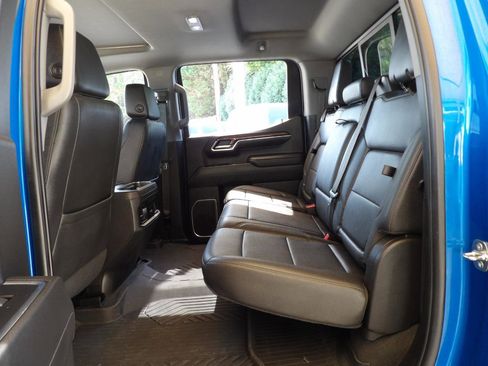 Used 2022 Chevrolet Silverado 1500 LT Trail Boss w/ LT Trail Boss Premium Package image 30