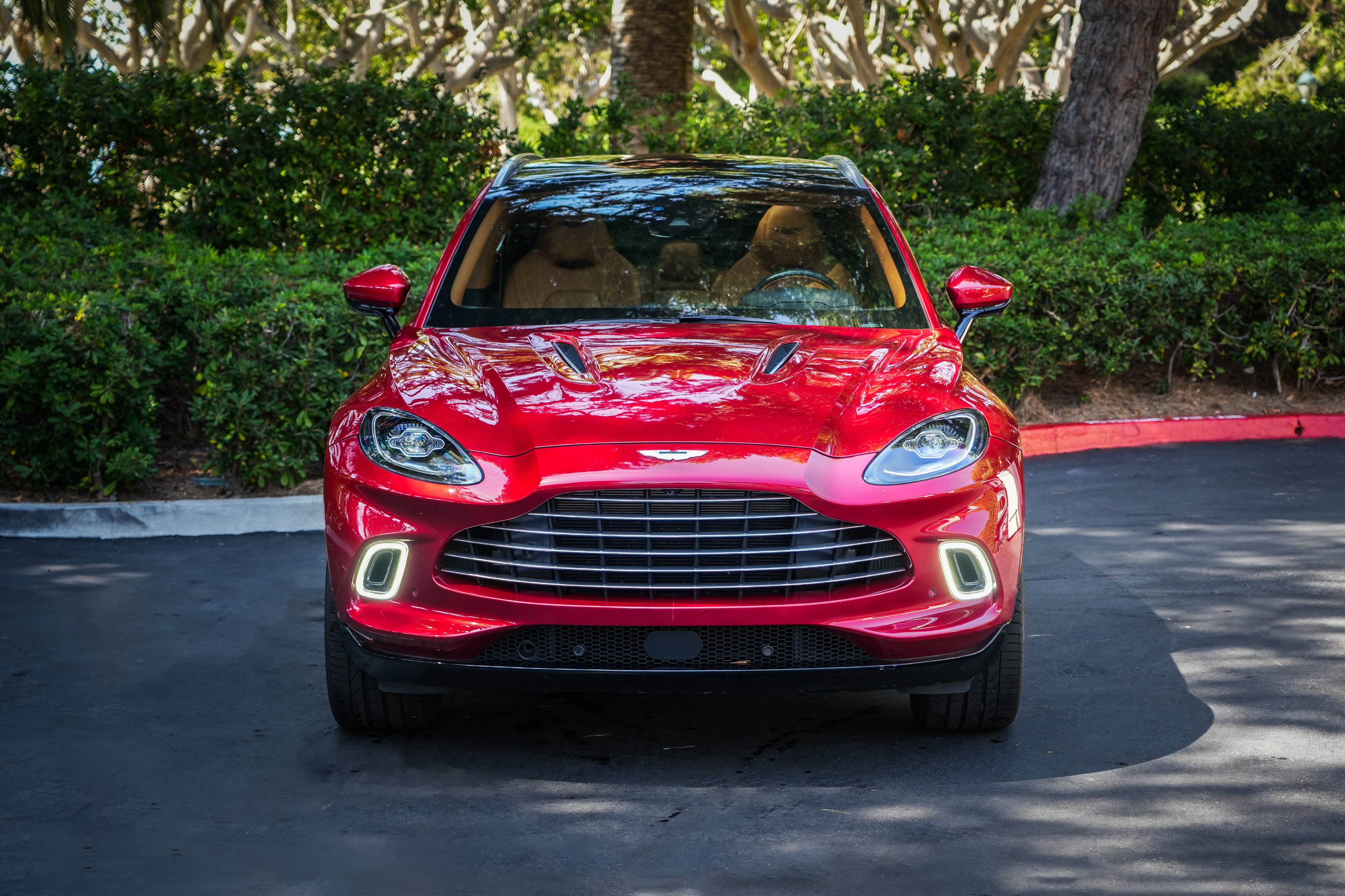 Used 2023 Aston Martin DBX AWD/4WD image 5