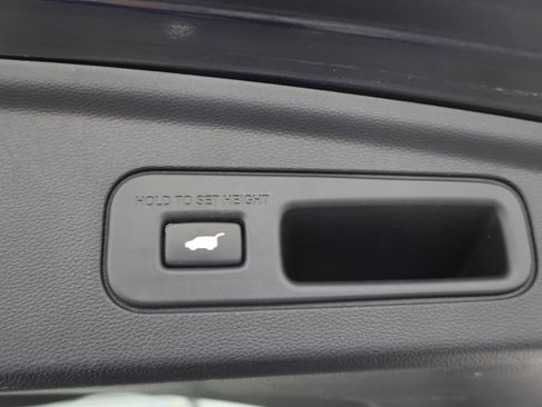 Used 2022 Acura MDX w/Technology Package image 32