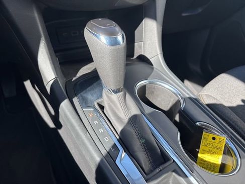 Certified 2020 Chevrolet Equinox LT FWD image 19