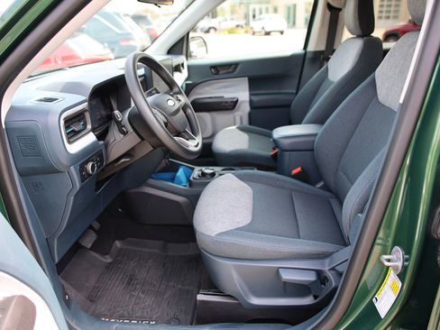 Used 2025 Ford Maverick XLT w/ Equipment Group 302A AWD/4WD image 16