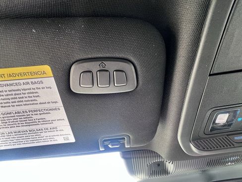 Used 2025 Ford Explorer Platinum w/ LUX Leather Package image 34