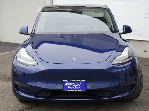 Used 2020 Tesla Model Y Performance image 7