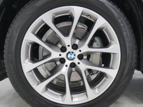 Used 2022 BMW X5 sDrive40i w/ Parking Assistance Package image 32