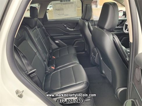 New 2026 Lincoln Corsair Premiere image 10