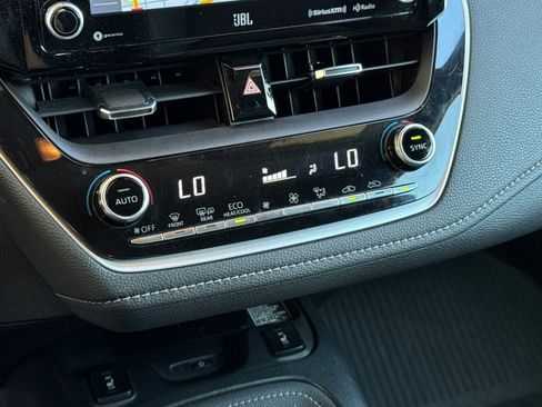 Certified 2020 Toyota Corolla XSE w/ XSE Preferred Package image 20