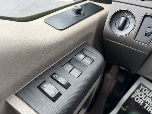 Used 2009 Ford F250 2WD Crew Cab Super Duty image 16