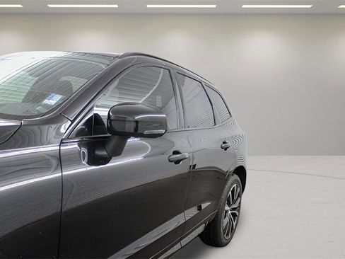 Certified 2024 Volvo XC60 B5 Plus w/ Climate Package image 31