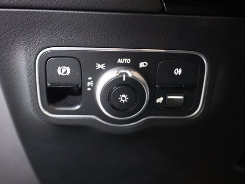 Used 2023 Mercedes-Benz GLA 250 4MATIC image 12