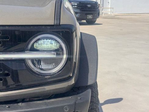 New 2026 Ford Bronco Badlands image 8