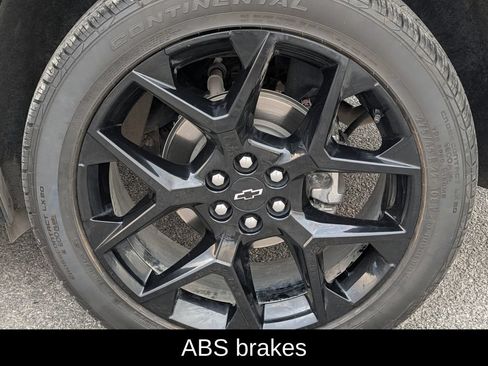 Used 2024 Chevrolet Traverse RS AWD/4WD image 11