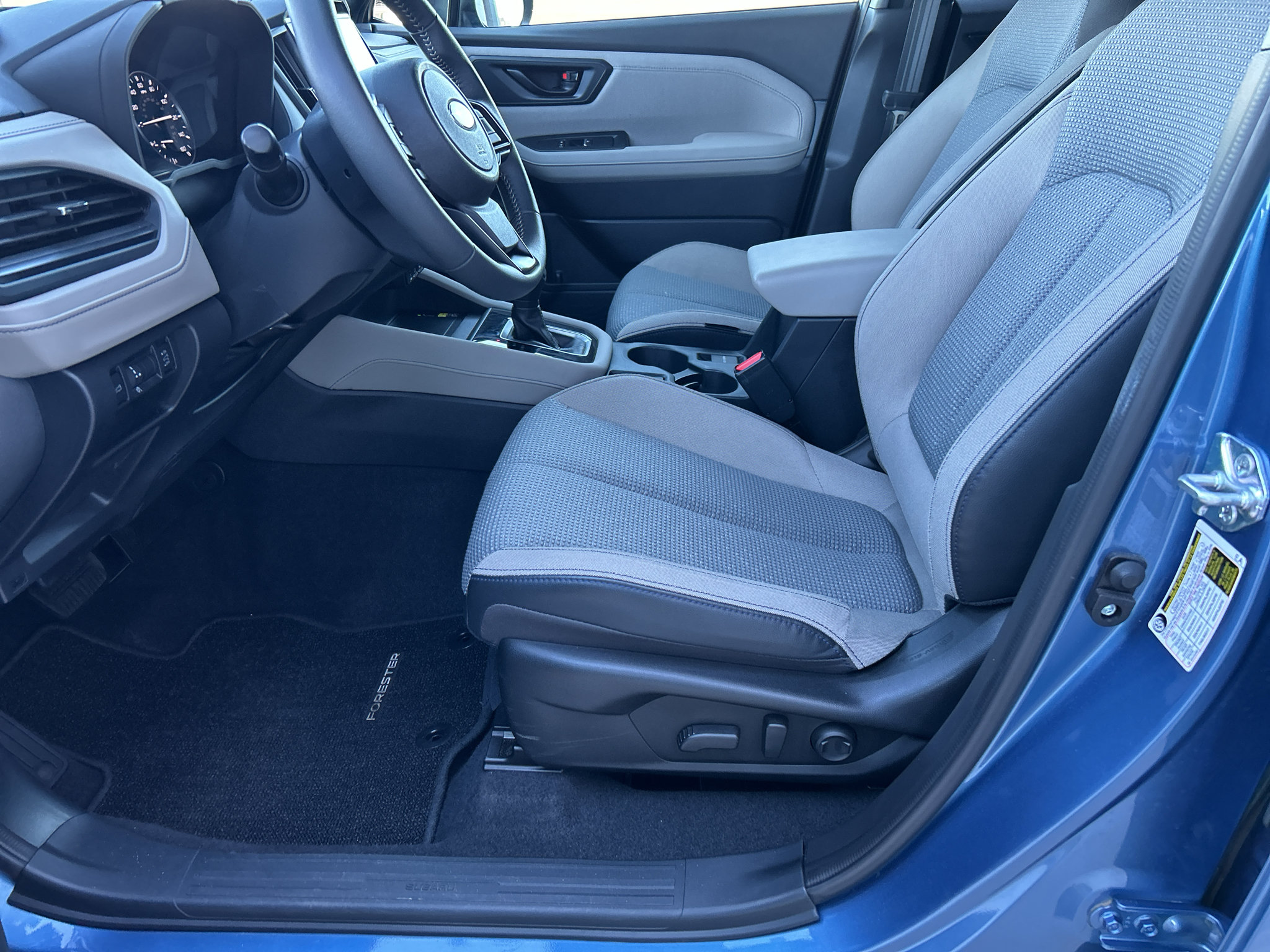 Certified 2025 Subaru Forester Premium AWD/4WD image 29
