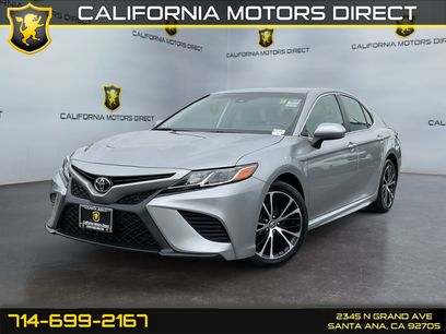 Used 2019 Toyota Camry SE w/ Carpet Mat Package