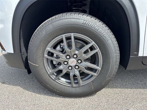 New 2026 GMC Acadia Elevation image 10