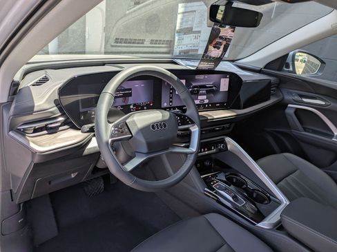 New 2026 Audi Q5 Premium AWD/4WD image 9