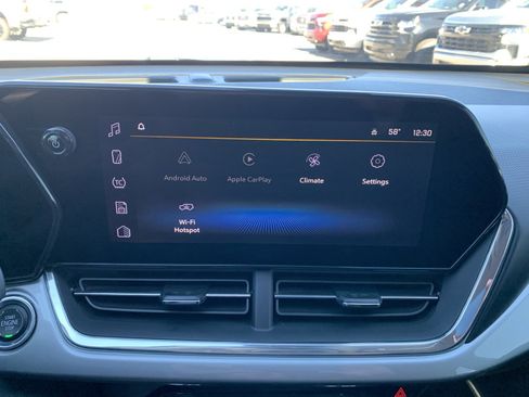 Used 2024 Chevrolet Trax LT w/ Driver Confidence Package image 22