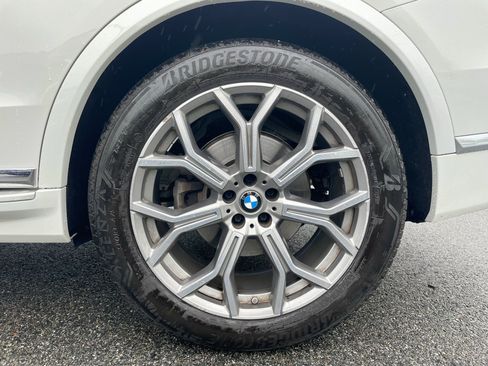 Used 2024 BMW X7 xDrive40i AWD/4WD image 10