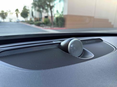 Used 2016 Volvo XC90 T6 R-Design w/ Vision Package image 63