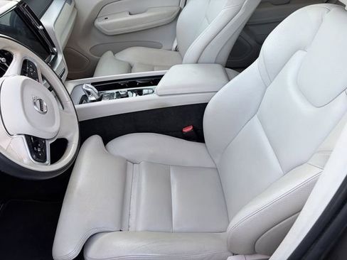 Used 2018 Volvo XC60 T8 Inscription w/ Advanced Package AWD/4WD image 6