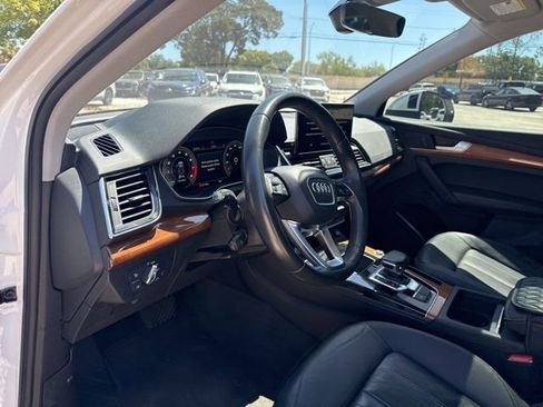 Used 2021 Audi Q5 Premium Plus image 16