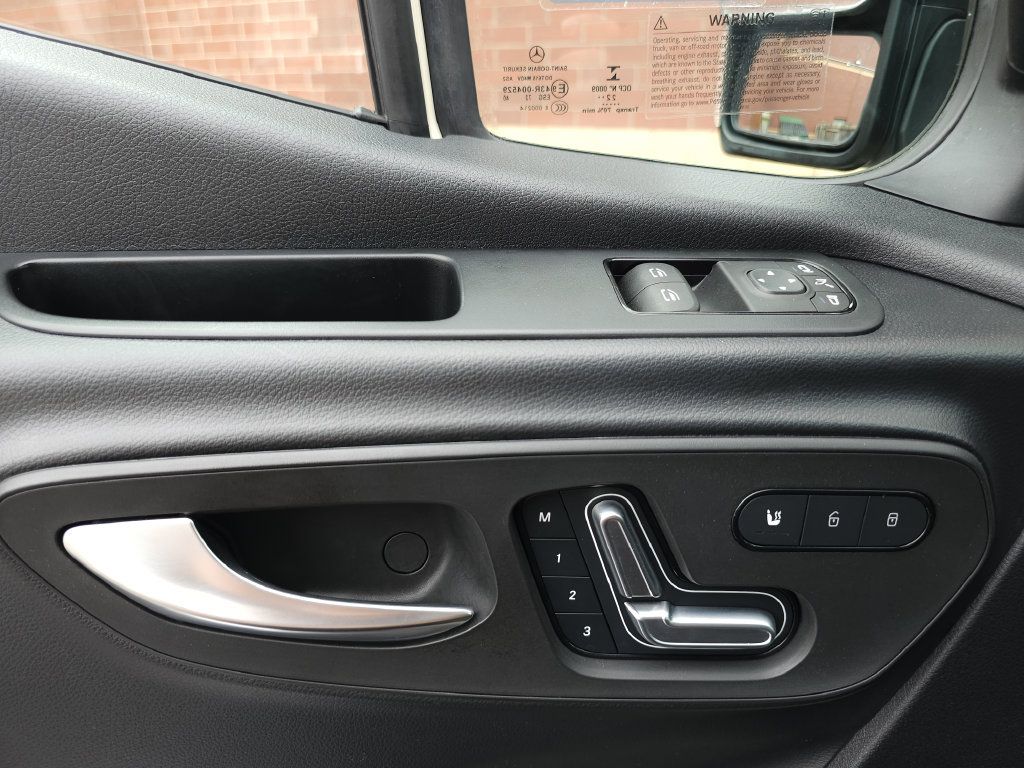 Used 2023 Mercedes-Benz Sprinter 2500 image 9