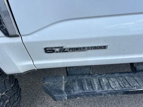 Used 2023 Ford F250 Lariat w/ FX4 Off-Road Package image 10