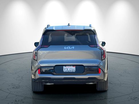 Certified 2025 Kia EV9 GT-Line image 5
