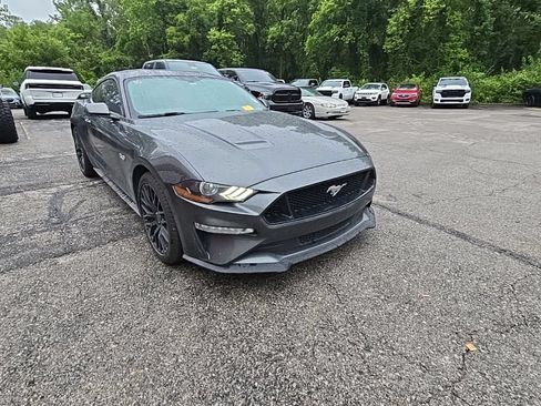 Used 2019 Ford Mustang GT Premium w/ GT Performance Package RWD image 11