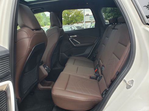Used 2023 BMW X1 xDrive28i w/ M Sport Package AWD/4WD image 32