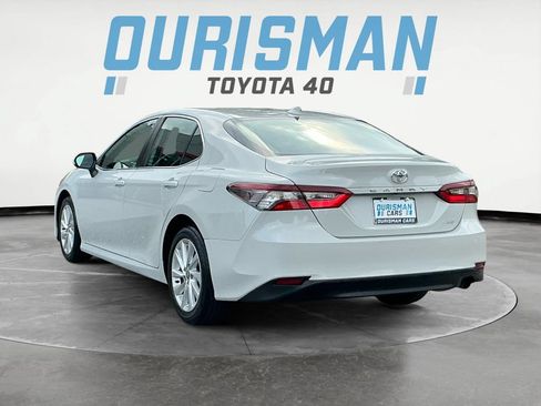 Used 2023 Toyota Camry LE FWD image 5
