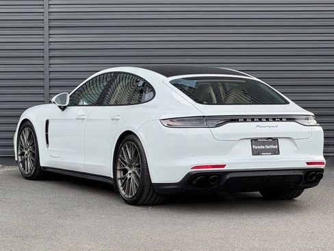 Used 2023 Porsche Panamera Platinum Edition RWD image 3