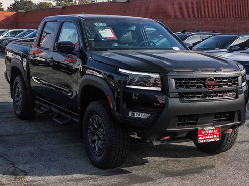 New 2026 Nissan Frontier PRO-4X w/ Pro Premium Package AWD/4WD image 4