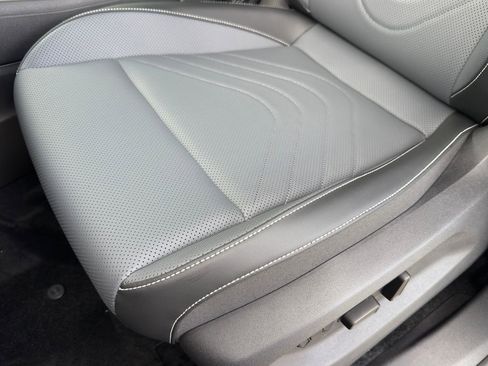 New 2026 Volkswagen Tiguan SE R-Line image 16