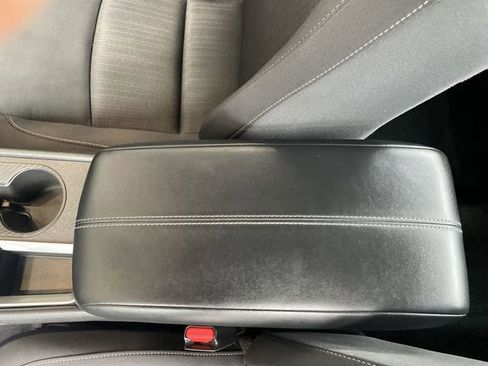 Used 2025 Nissan Altima 2.5 SV FWD image 27
