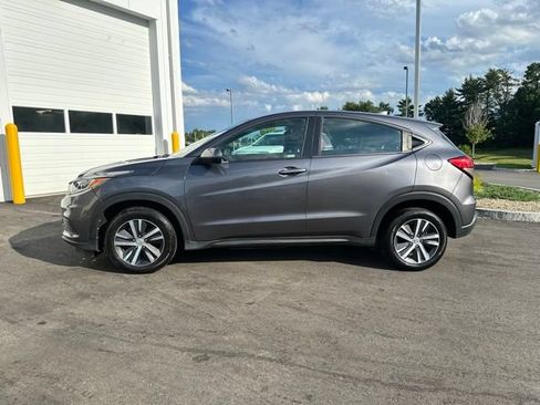 Used 2021 Honda HR-V LX image 2