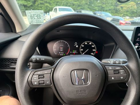 Certified 2026 Honda HR-V LX image 24