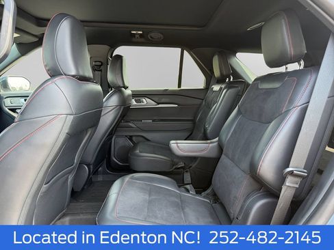 Certified 2025 Ford Explorer ST w/ Sun And Sound Package AWD/4WD image 14