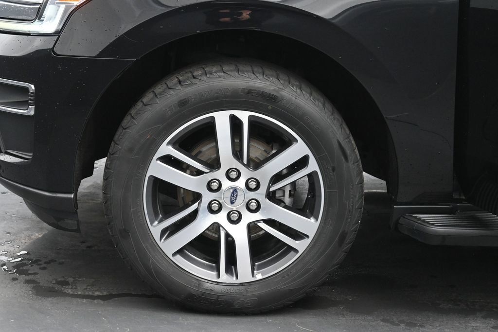 Used 2024 Ford Expedition Limited AWD/4WD image 30