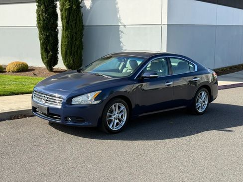 Used 2009 Nissan Maxima 3.5 SV w/ Tech Pkg image 1