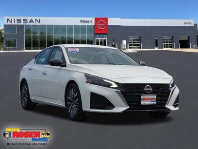 Used 2025 Nissan Altima 2.5 SV