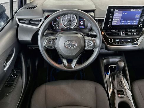 Used 2021 Toyota Corolla LE w/ LE Convenience Package FWD image 15