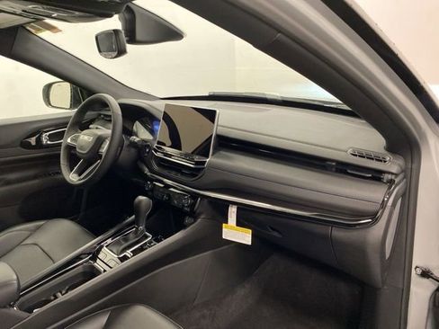 Used 2026 Jeep Compass Limited image 21