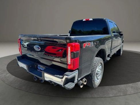 Used 2023 Ford F350 Lariat w/ Tow Technology Package AWD/4WD image 5