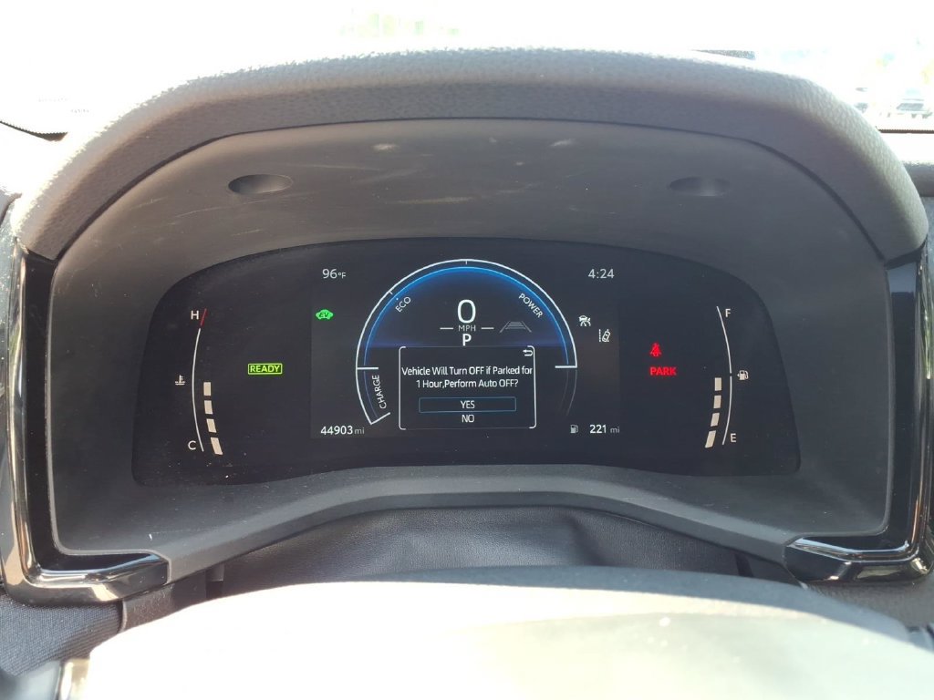 Used 2025 Toyota Camry LE FWD image 10